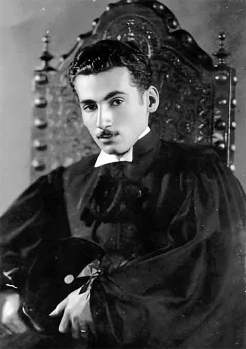 Na adolescência, Jorge Amado se mudou para Salvador, e mais tarde para o Rio de Janeiro, onde se formou em Direito, embora nunca tenha exercido a profissão. 
