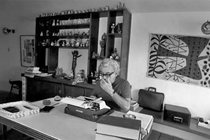 Mesmo passadas mais de duas décadas desde sua morte, Jorge Amado continua vivo na imaginação de leitores de diferentes gerações. Sua obra, acessível e profundamente brasileira, continua sendo relida, adaptada e estudada.

