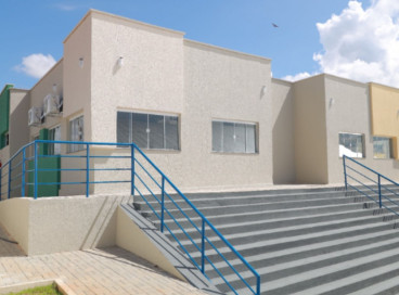 Juazeiro do Norte tem até 45 dias para disponibilizar profissionais de apoio para 28 estudantes com deficiência da Escola Municipal Isaac Quirino Teixeira (foto interna da unidade) 