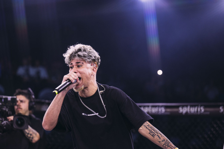 Ao lado dos MCs paulistas Bask e Kroy, Japa foi campeão da BDA 9 Anos, um dos maiores eventos de batalha de rima do Brasil Ao lado dos MCs paulistas Bask e Kroy, Japa foi campeão da BDA 9 Anos, um dos maiores eventos de batalha de rima do Brasil