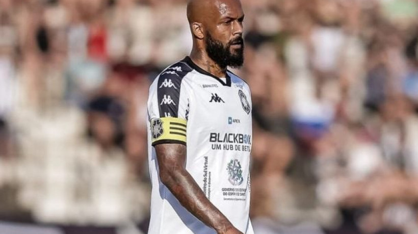 Volante lida com colapso na vida pessoal após Andressa Marinho oficializar a separação do casal junto à série de denúncias contra o jogador