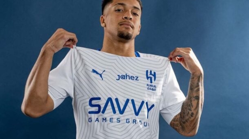 Tricolor manifesta interesse pelo atacante após lesão de André Silva, mas esbarra em altos valores e vê negócio como improvável