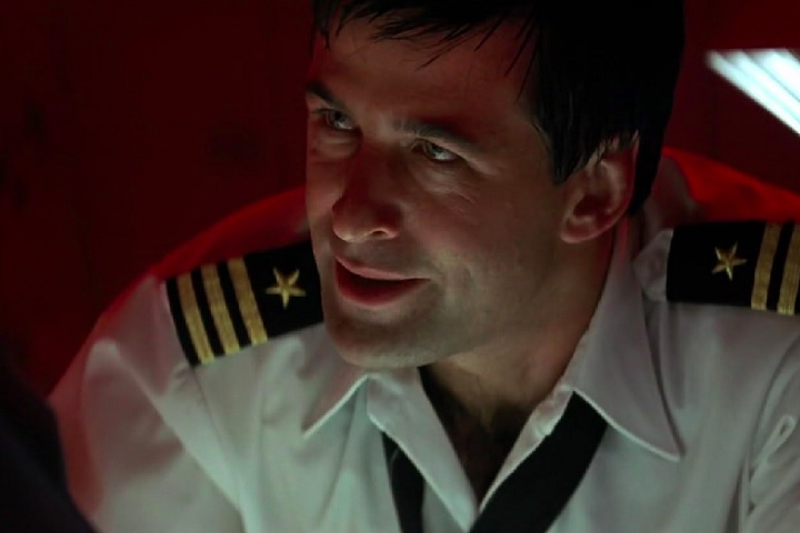 Em seguida, Baldwin emplacou trabalhos em filmes como Caçada ao Outubro Vermelho (1990 - foto) e O Sucesso a Qualquer Preço (1992).