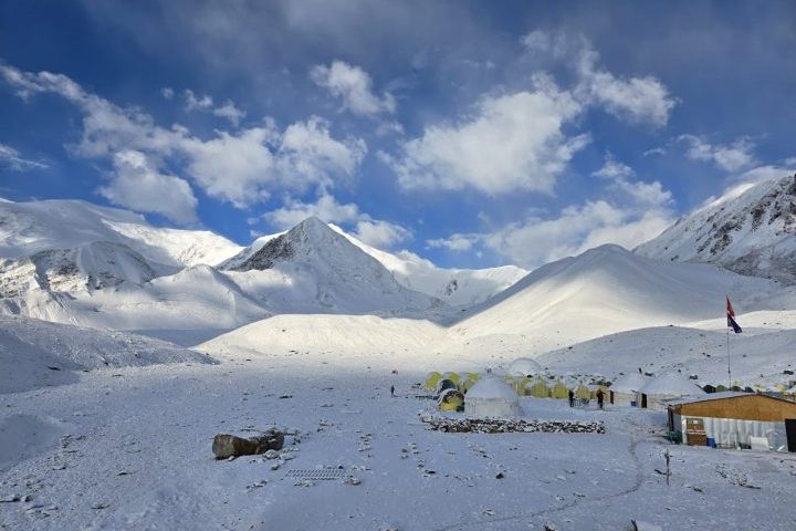 De acordo com ele, nunca ninguém foi evacuado dessa altitude nesta montanha.