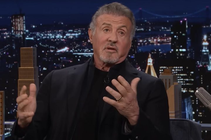 No fim de 2024, em entrevista ao The Tonight Show, Stallone contou que Gosling já havia confessado ser um apaixonado por Rambo desde a infância.