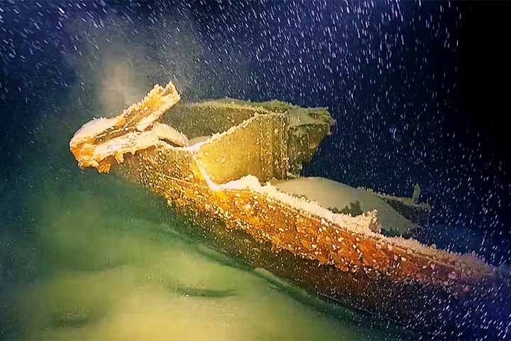 Além disso, foram achados os cascos de dois navios a vapor do século 19 e 20, que podem ser os restos de embarcações históricas como o SD Baden e SD Friedrichshafen II.