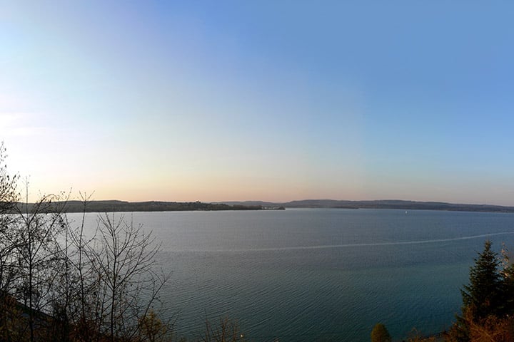 O Lago de Constança, conhecido na Alemanha como Bodensee, é um dos maiores e mais impressionantes corpos de água doce da Europa Central.