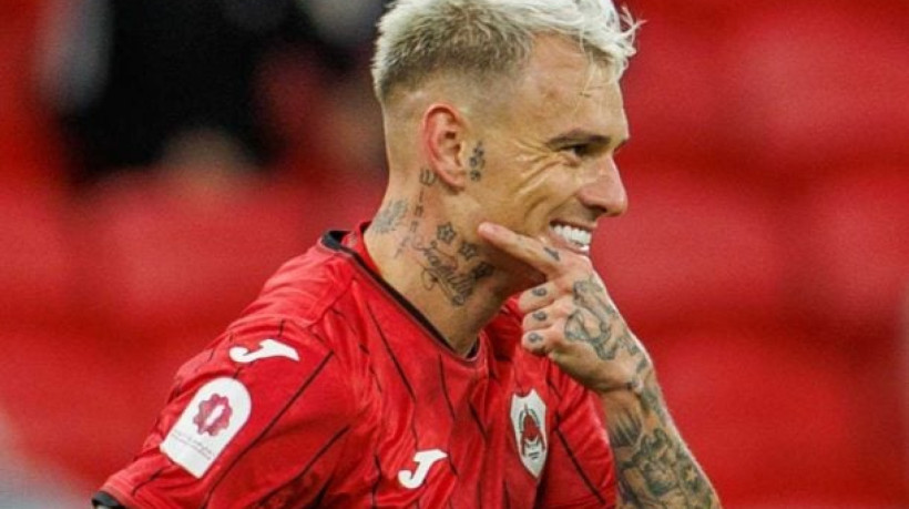 Atacante de 28 anos tem média de um gol por jogo e ao todo em dois anos marcou 57 vezes defendendo o Al-Rayyan