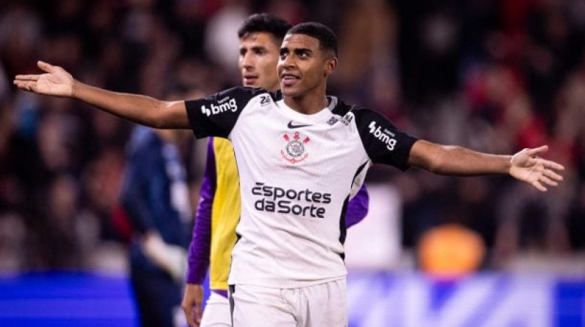 Atacante de 18 anos marca em três jogos seguidos, ganha elogios de Dorival e mostra maturidade ao lidar com expectativas