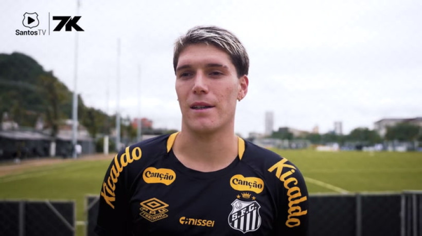 Rollheiser cita dias 'intensos' no Santos com chegada de Vojvoda