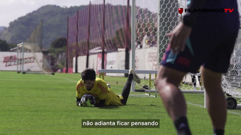 Rossi quer que Flamengo 'esqueça' goleada e siga focado pela ponta
