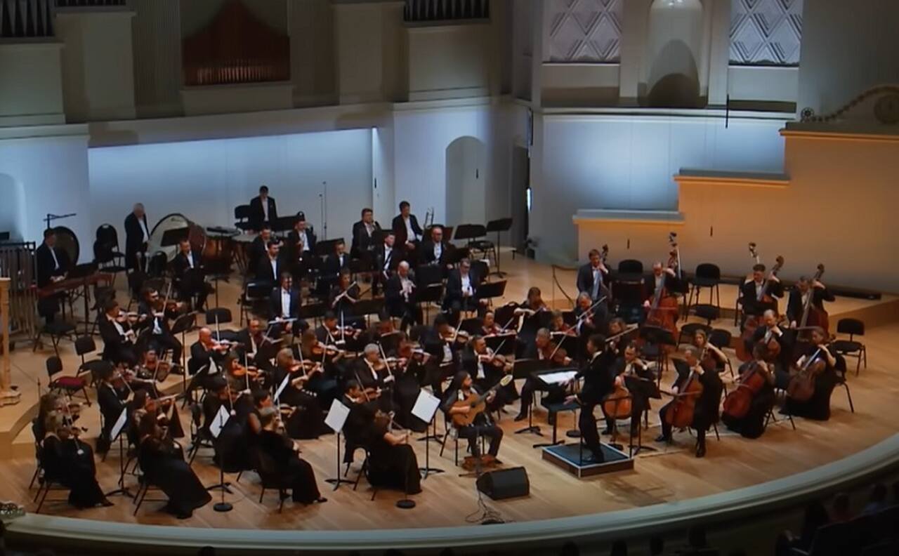 A orquestra tem se destacado por suas performances emocionantes e por seu trabalho com grandes maestros. Sua contribuição à música russa é amplamente reconhecida, tanto dentro quanto fora do país.