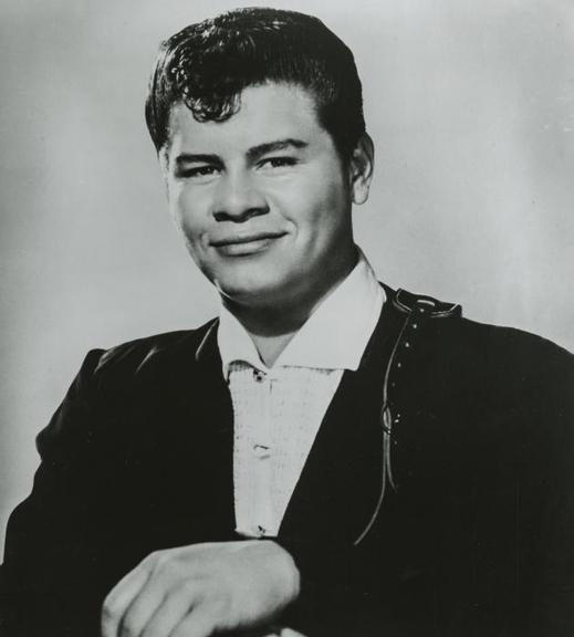 Em 1959, Holly se uniu à Winter Tour Party, uma turnê que também contava com Ritchie Valens e J.P. The Big Bopper Richardson. No entanto, a turnê chegou a um fim trágico em 3 de fevereiro daquele ano, após um acidente aéreo fatal. A história é pitoresca.