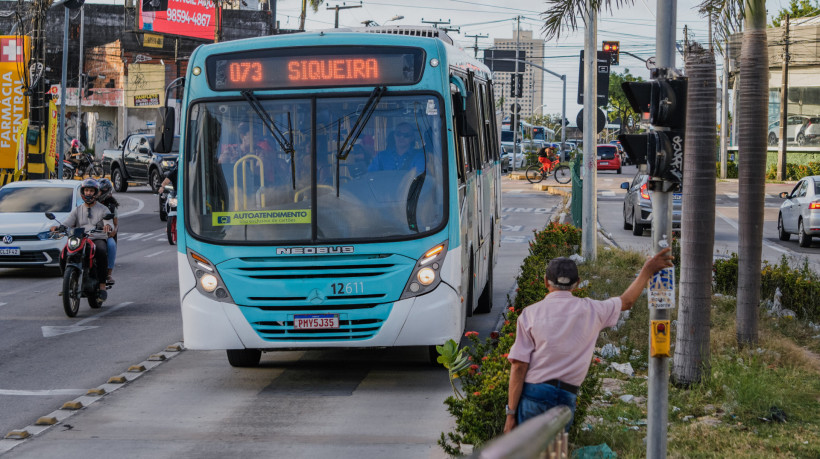 Reforço na frota de ônibus de Fortaleza foi anunciada para aulão do Academia Enem 2025