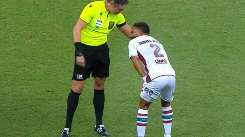 Lateral-direito deixa concentração do Tricolor, que ficará em Salvador até sábado e irá em direção a Santos, onde enfrenta a equipe paulista