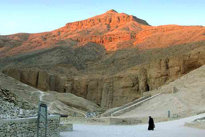 Além das tumbas dos lendários faraós, a região também foi palco do sepultamento de membros da nobreza da civilização antiga. 

