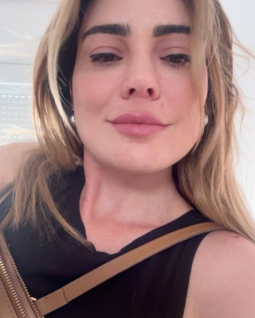 Durante sua carreira, Sheherazade se destacou por sua postura crítica e opiniões contundentes em relação a questões políticas e sociais. 