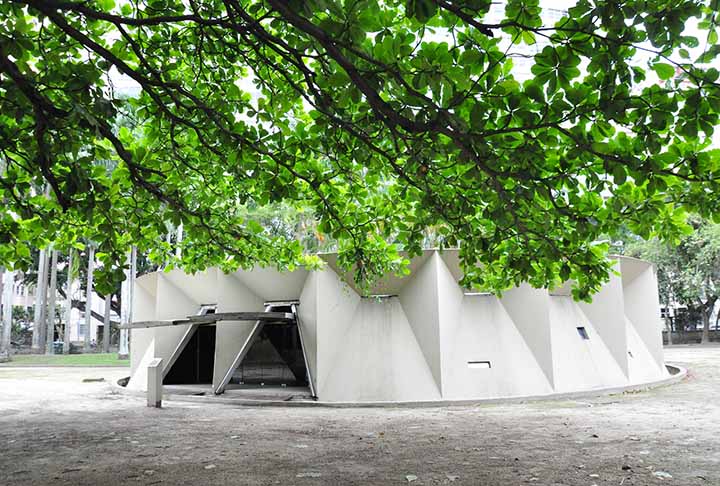 Após dez anos sem funcionar para reforma, o museu reabriu no dia 4/8/2023. São mais de 3 milhões itens que revelam a trajetória da atriz e cantora. 