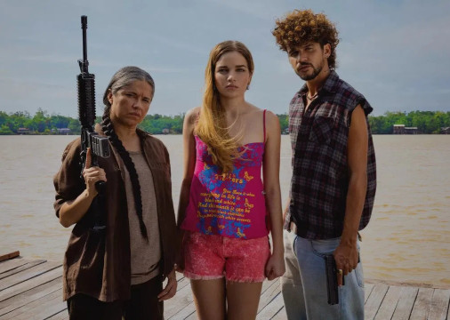 Da esquerda para a direita: Mariangel (Marleyda Soto), Janalice (Domithila Cattete) e Preá  (Lucas Galvino)
