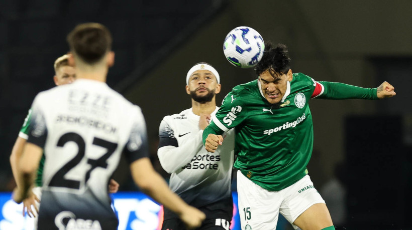 O Palmeiras saiu na frente, mas sofreu um empate com um gol contra