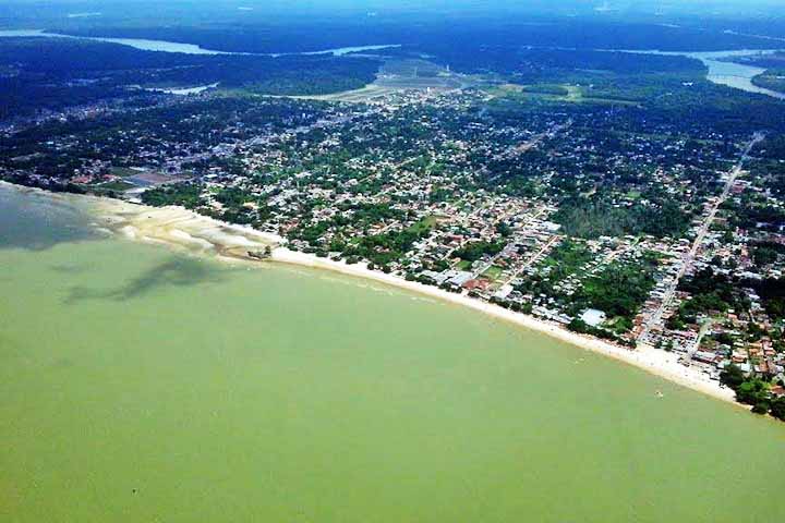 A medida, no entanto, trouxe outro desafio logístico. Os navios ficarão ancorados no Porto de Outeiro, em Caratateua, distrito a 20 quilômetros do centro da capital paraense, com acesso por vias estreitas e de infraestrutura limitada.
