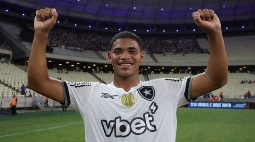 Huguinho está a caminho do RWDM Brussels, clube que também pertence ao big boss John Textor. Saiba mais detalhes! 