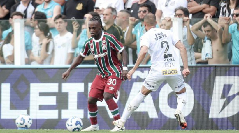 Colombiano faz bom 1° tempo, mas - assim como a equipe - tem atuação apagada na etapa final. Porém, dá bons sinais para o restante do ano