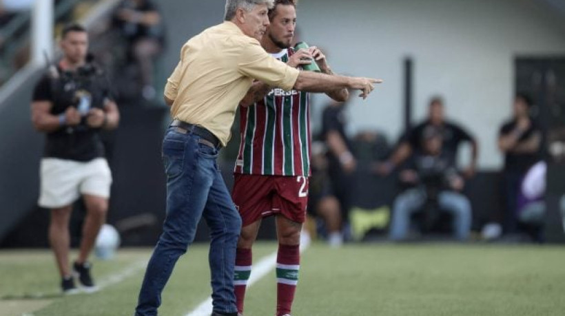 Comandante volta a afirmar que o Tricolor foi o único que não teve férias por causa do Mundial, e atletas terão quatro dias de folga