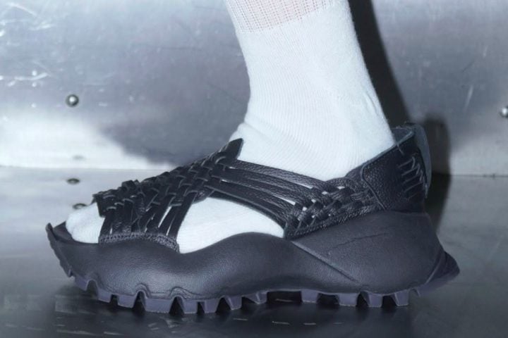 São as chamadas Oaxaca Slip-On, criadas pelo designer norte-americano Willy Chavarria.