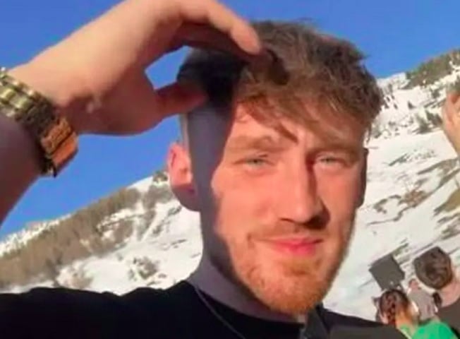 Poucos dias antes, em 7 de julho, o também escocês Evan Thomson, de 26 anos, morreu após cair do 6º andar enquanto comemorava seu aniversário com amigos. 