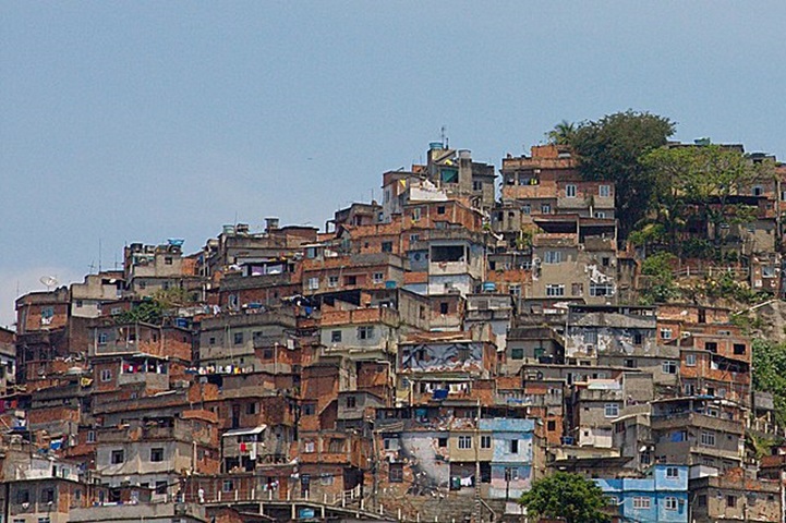 Localizado na região central do Rio de Janeiro, o Morro da Providência é considerado por muitos a primeira favela do Brasil.