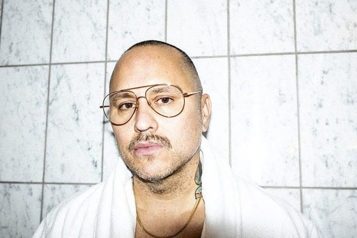 A intenção sempre foi homenagear o poderoso espírito cultural e artístico de Oaxaca e suas comunidades criativas, um lugar cuja beleza e resistência me inspiraram, disse o designer.