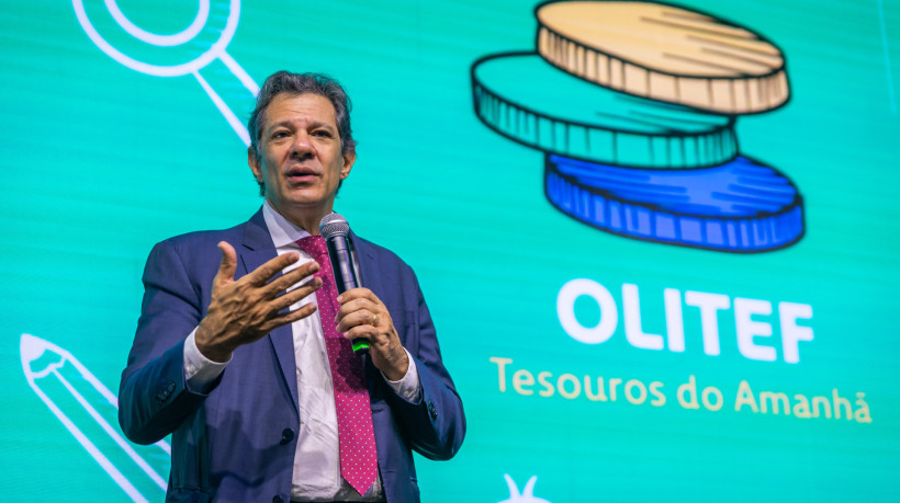 O ministro da Fazenda, Fernando Haddad, participou da cerimônia de premiação dos medalhistas da Olitef de 2024, na qual o Ceará teve o 3º melhor desempenho entre os estados