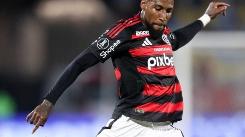 Lateral, um dos reforços nesta janela de transferências, vê uruguaio voando e quase não tem minutos em campo com Filipe Luís