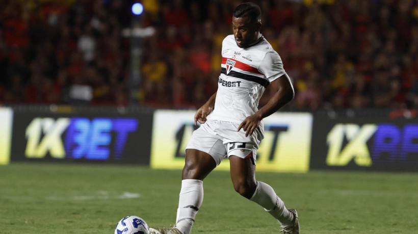 O São Paulo enfrenta o Grêmio pelo Campeonato Brasileiro