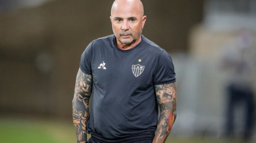 Antes descartado, Sampaoli vira o favorito no Atlético após desistência de Anselmi