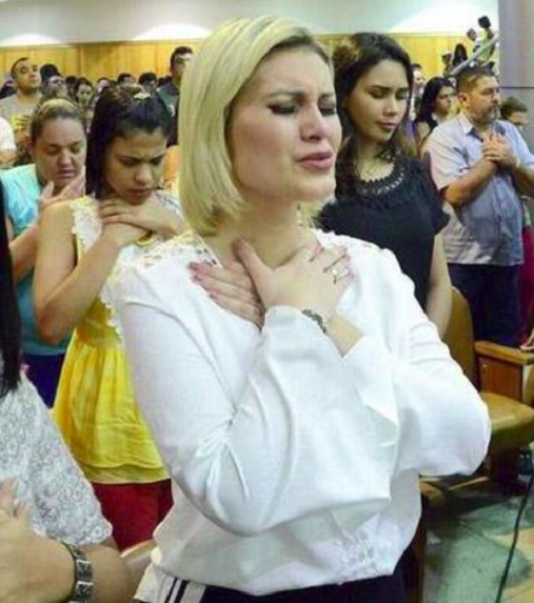 Por volta dessa época, Urach revelou que havia se convertido ao evangelicalismo, chegando a atuar como obreira — e até cantora gospel — na Igreja Universal.