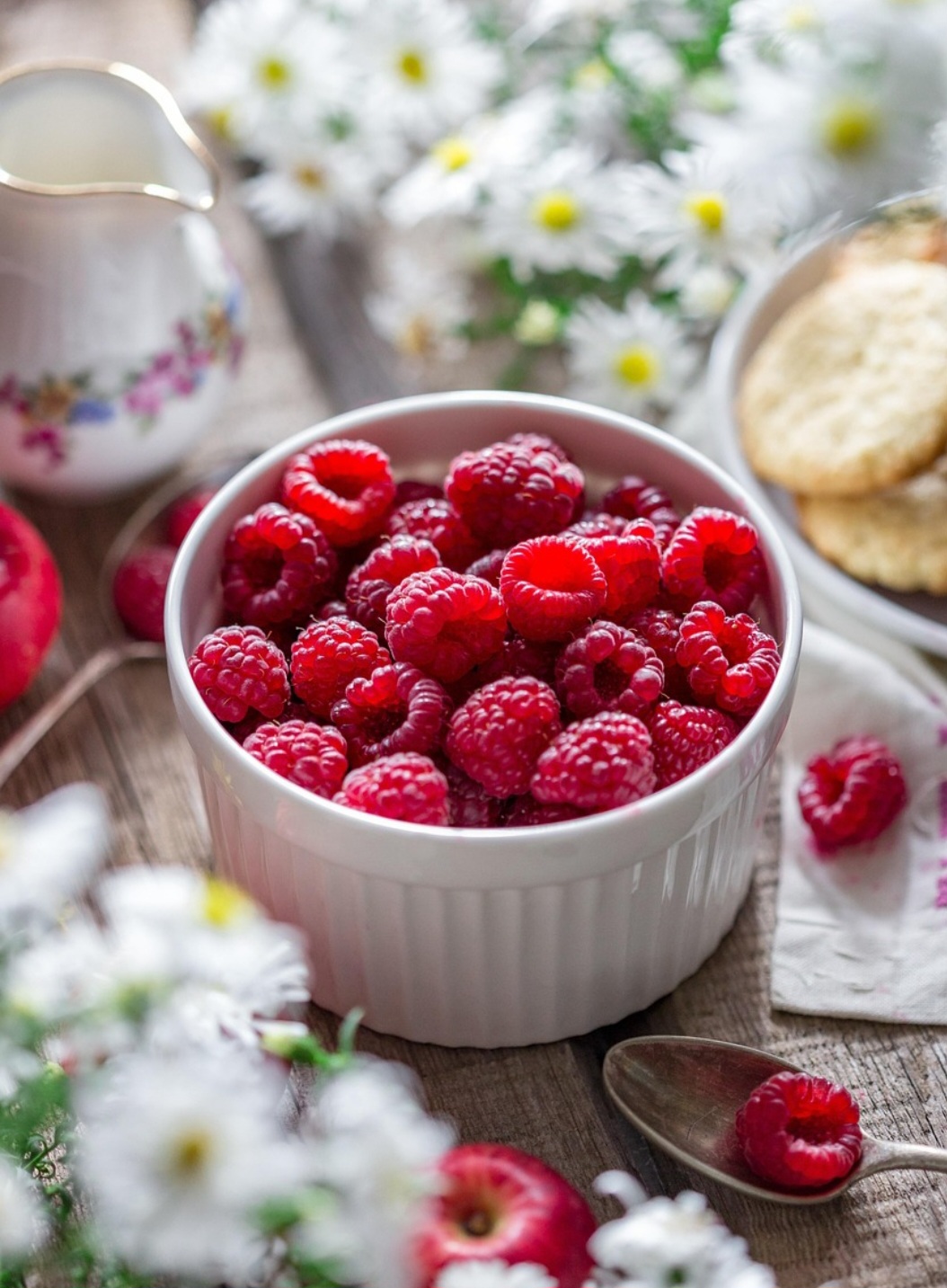Além disso, as antocianinas atuam como agentes antiobesidade e ajudam, assim, a alterar o metabolismo das gorduras. Isso diminui a inflamação, aumenta o gasto energético e favorece a oxidação da gordura acumulada.