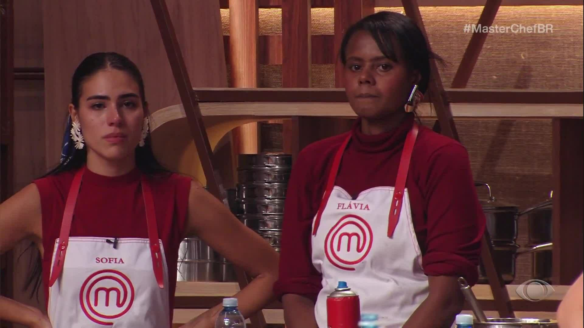 Sofia e Flávia foram para a prova de eliminação do segundo episódio que deu início a uma das primeiras polêmicas da edição 