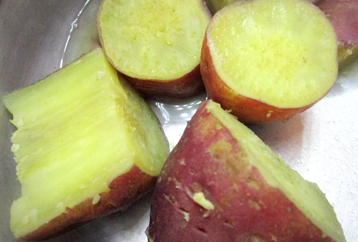 Para aqueles que praticam atividades físicas, a batata-doce é uma excelente fonte de energia. Os carboidratos complexos presentes fornecem a energia necessária para treinos intensos, enquanto as fibras ajudam a manter a sensação de saciedade.