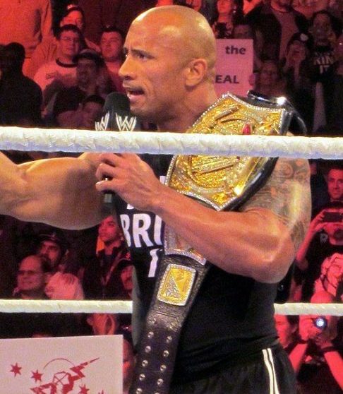 Antes de se tornar ator, fez sucesso como lutador profissional na WWE, onde ganhou fama mundial por seu carisma.