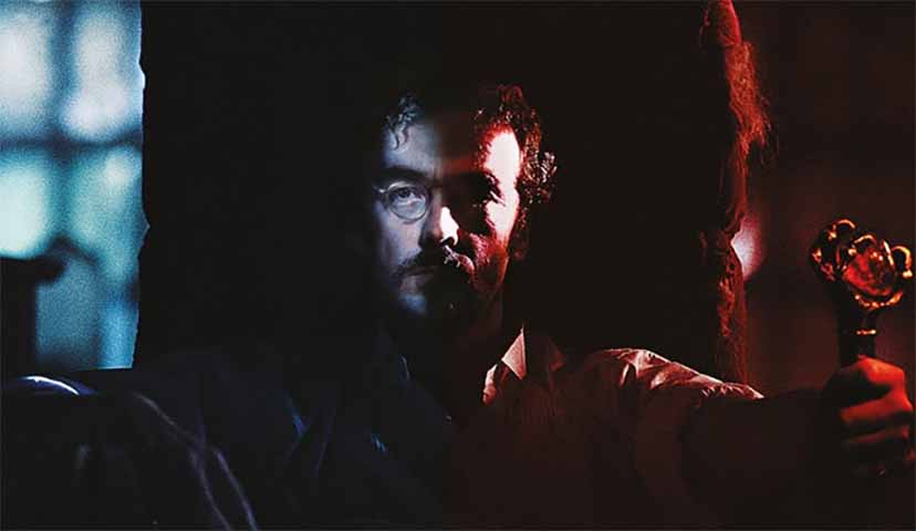 Estrelado por John Hannah como ambos os personagens, o texto foi novamente adaptado à televisão, em 2017, tendo linguagem corporal e figurino como as únicas diferenças entre a aparência dos dois. 