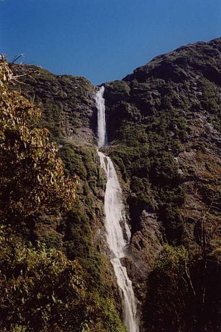 Cachoeira de Sutherland - Fica na Ilha Sul, perto de Milford Track, na Nova Zelândia. 