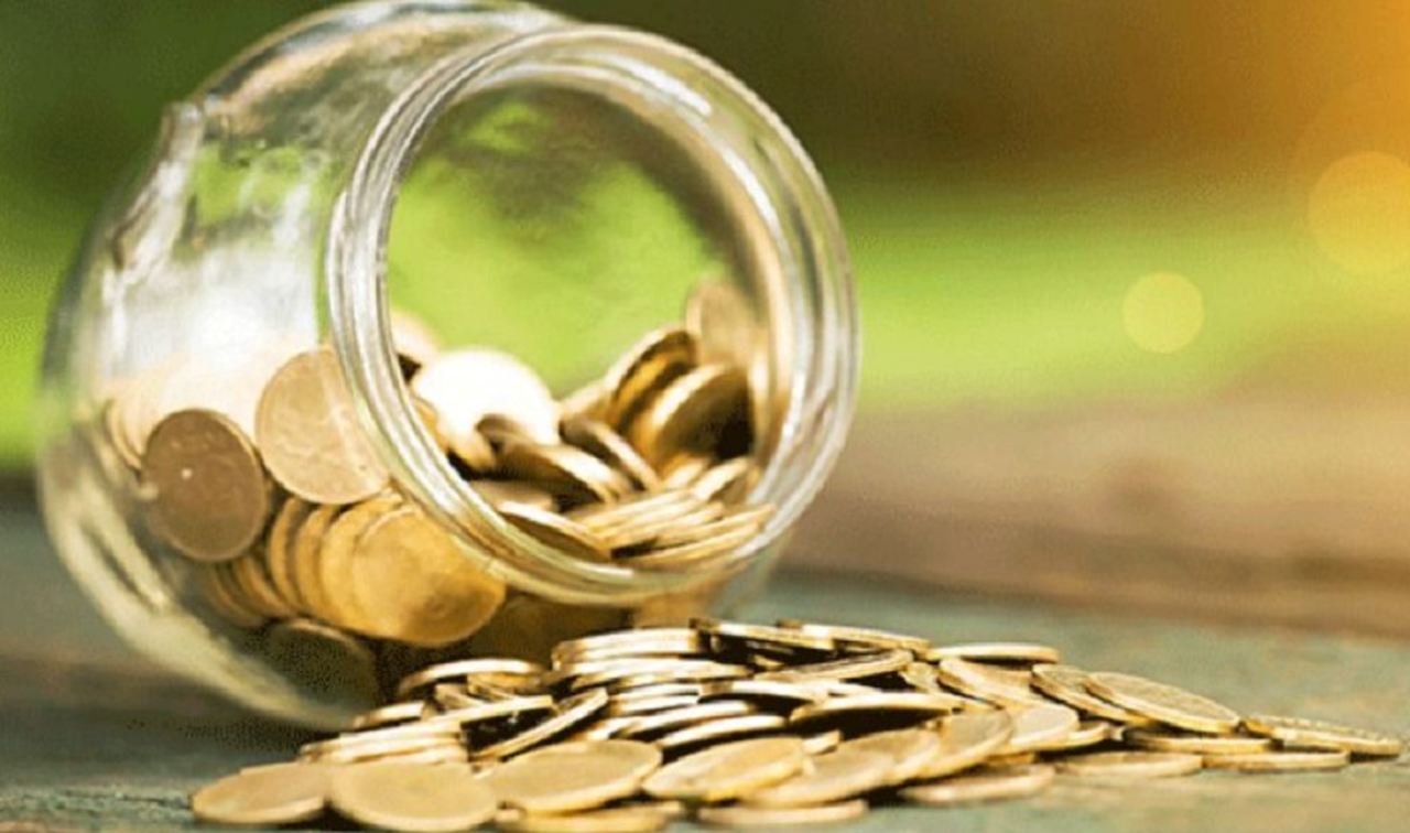 Costume brasileiro: Não dar gorjeta - No Brasil não é comum dar uma gorjeta diretamente ao garçom. Aqui o mais comum é você pagar os 10% de serviço sugeridos pelo estabelecimento. Já em outros países, o mais natural é dar gorjetas a garçons, taxistas e entregadores. 