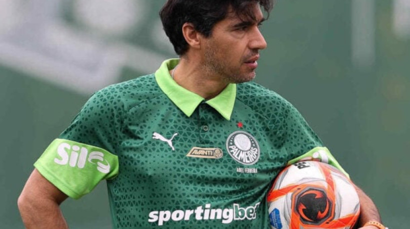 Alviverde entende que cumpriu as exigências do treinador para ter um desfecho positivo na ampliação do contrato até 2027