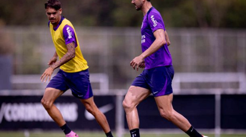 Elenco do Timão fez atividades no CT Joaquim Grava nesta quinta-feira de olho no jogo de volta das quartas de final da Copa do Brasil