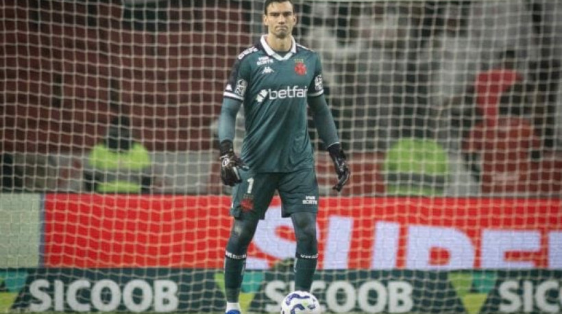 Arqueiro fala pela primeira vez sobre o caso, em que recebeu vermelho de Flávio Rodrigues de Souza (SP), dia 27 de julho