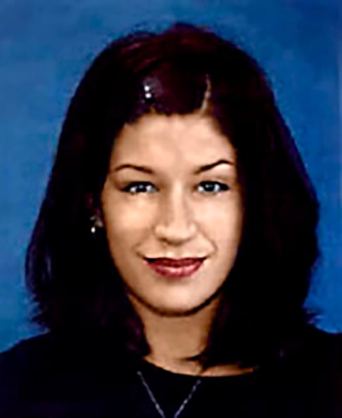 Em 2001, Keanu sofreu um grande baque, com a morte da namorada, a atriz Jennifer Maria Syme, em um acidente.  Dois anos antes, a filha deles, Ava, tinha morrido no ventre da mãe, deixando ambos muitos abalados.