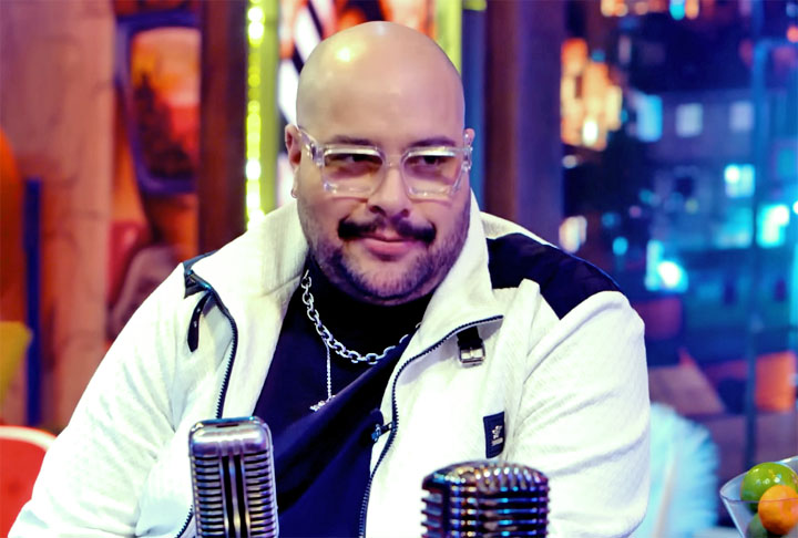 Dessa forma, ele também trabalhou como radialista, ao apresentar o programa Papo de Almoço, na Rádio Globo, em 2017. 