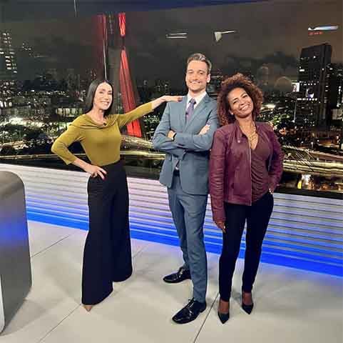 A apresentação do Mapa Tempo no Hora 1 ficará com a Thais Luquesi, que fará dupla com Tiago Scheuer na nova fase do Hora 1, completou a nota.